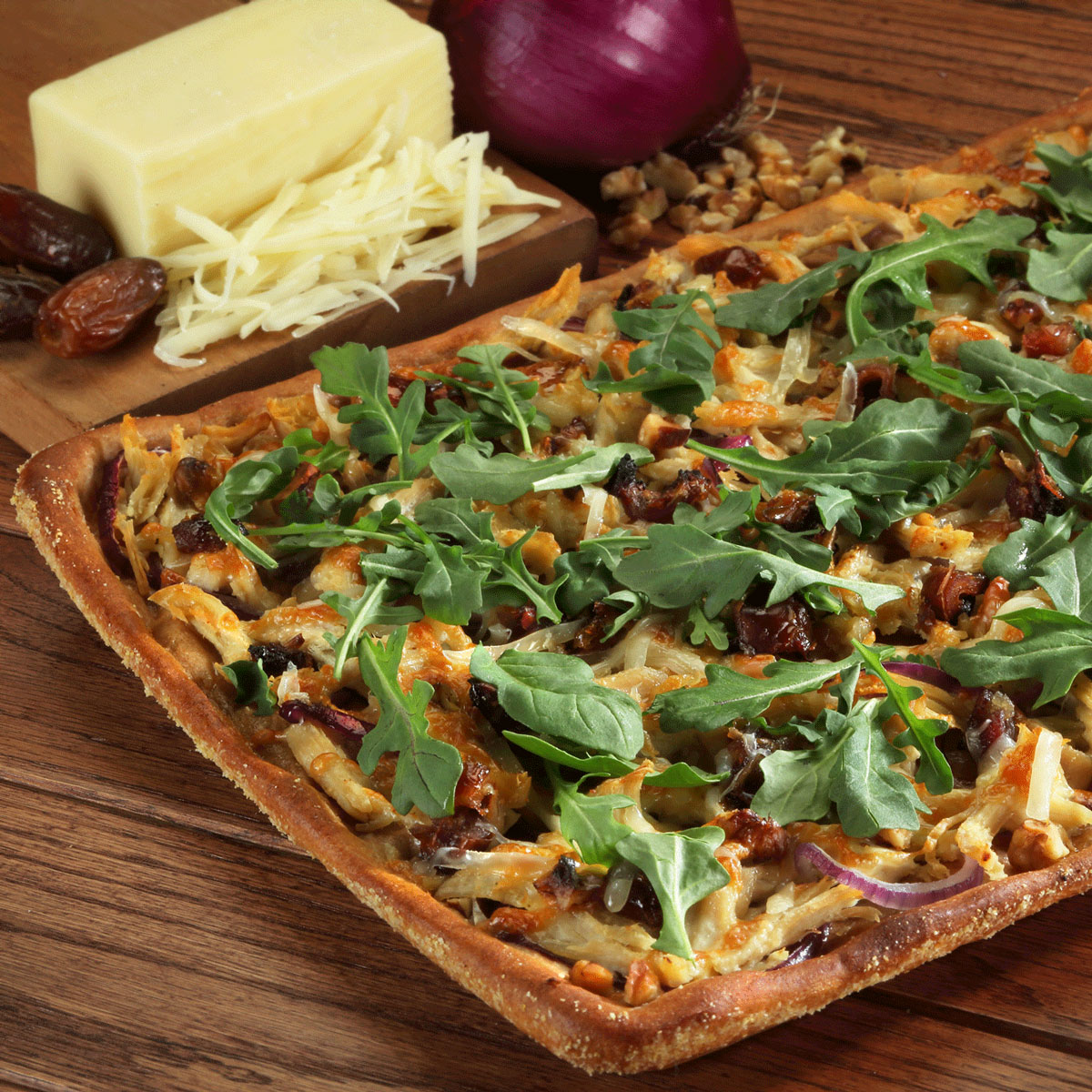 Shredded Chicken and Walnut Pizza