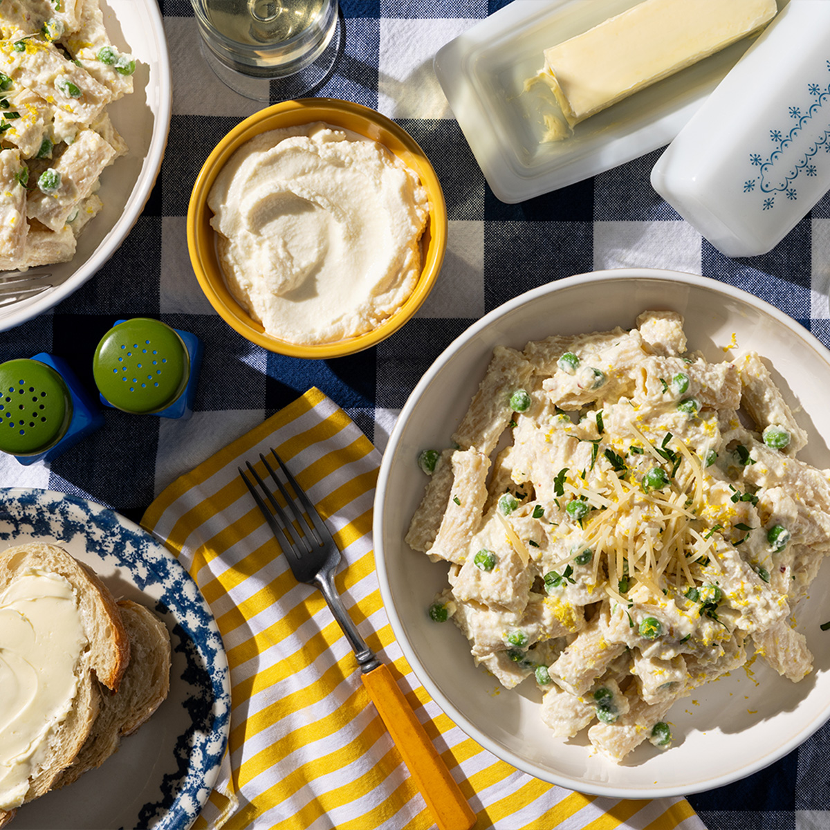 Spring Pea, Lemon & Ricotta Skillet Pasta